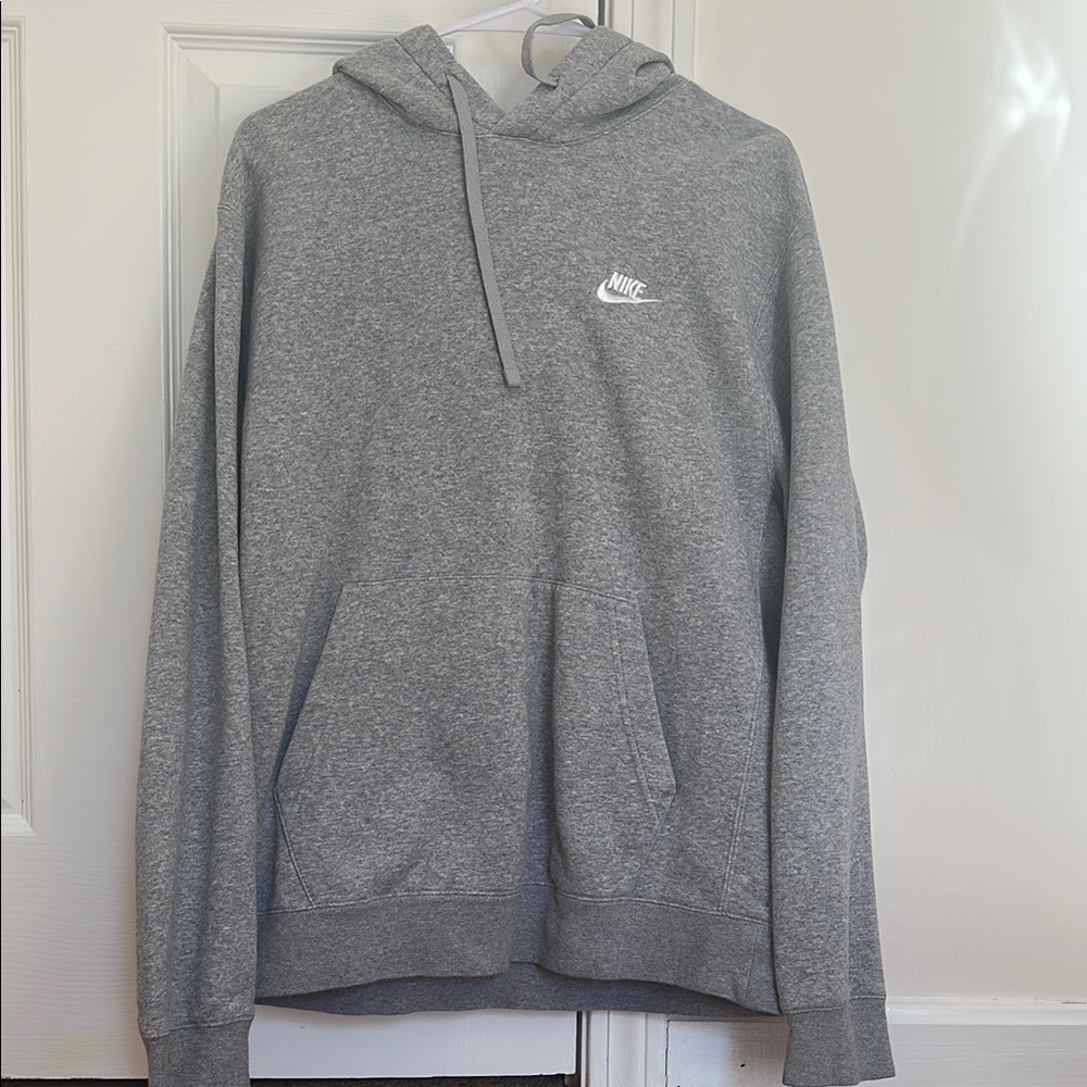Nike Men's Gray Hoodie